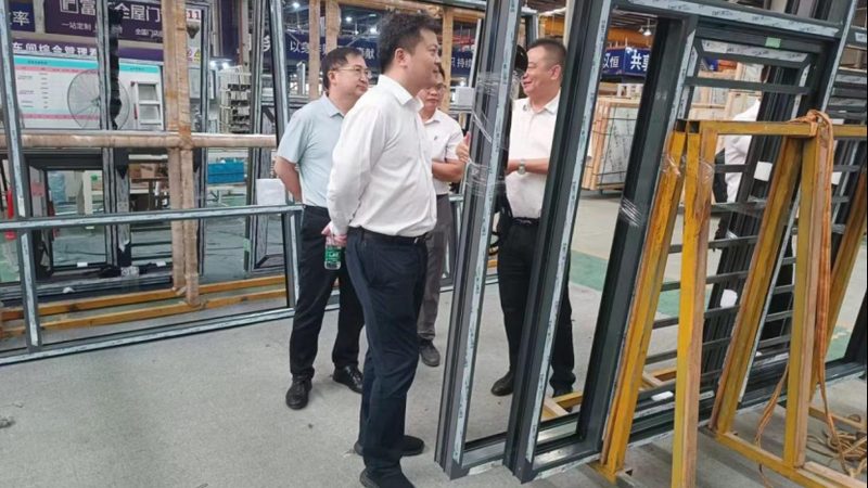 上海单元式幕墙：如何选择专业公司**